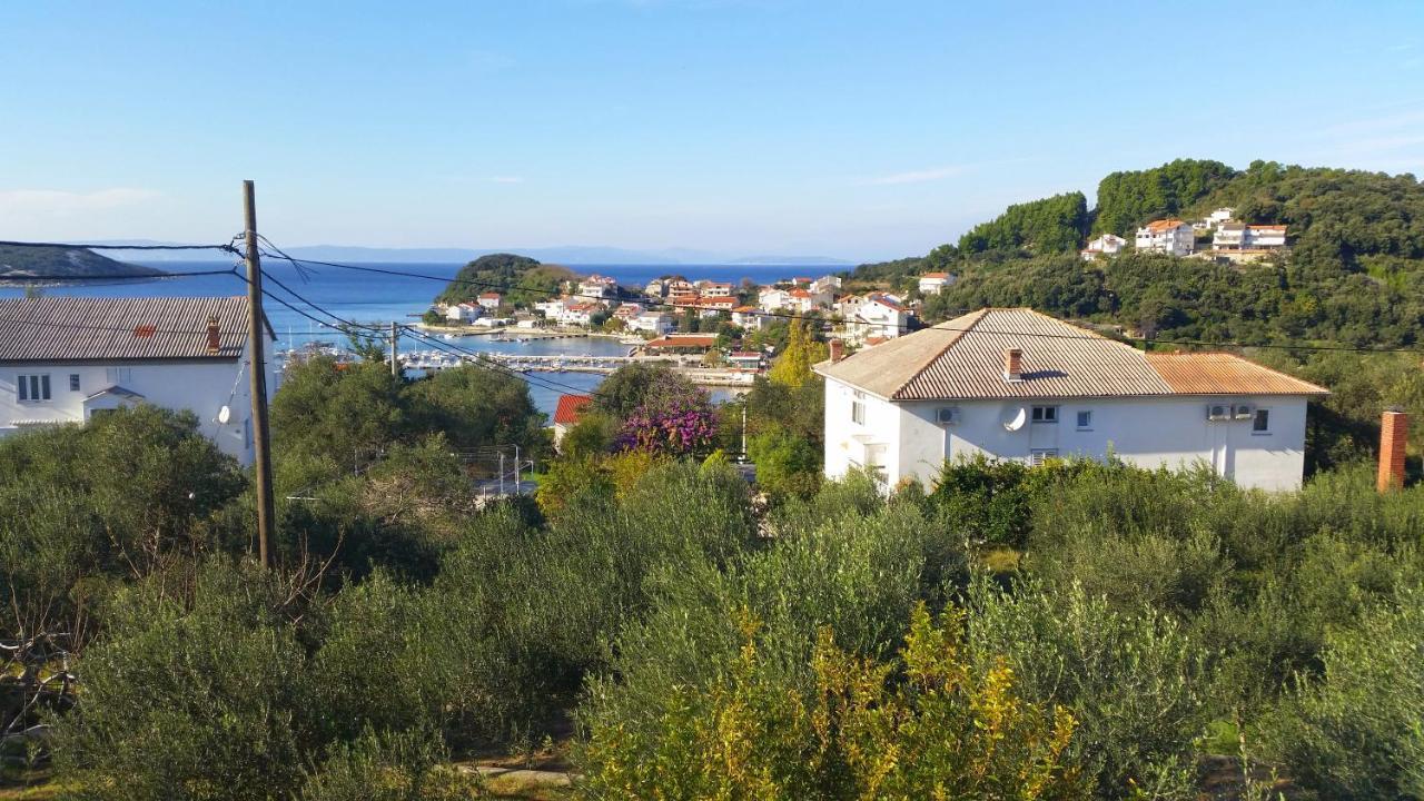 Kuca Carmen Hotell Rab Town Exteriör bild